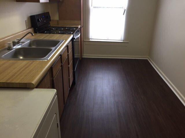 Building Photo - 311 N Hamilton St