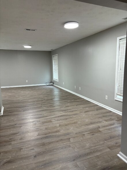 Building Photo - 4246 Redonda Ln