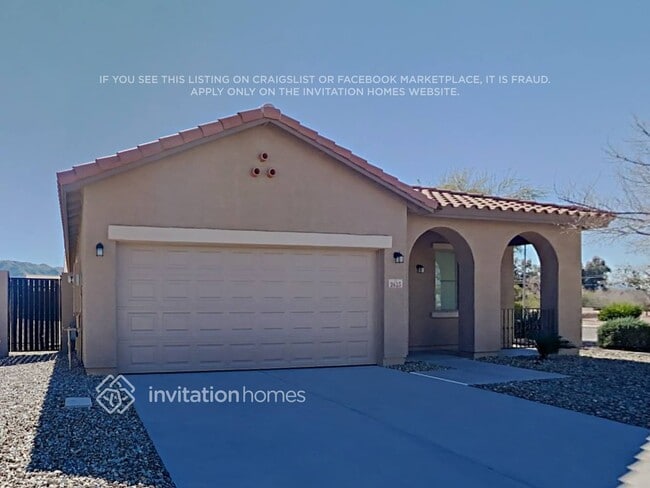 Building Photo - 2623 W Fawn Dr