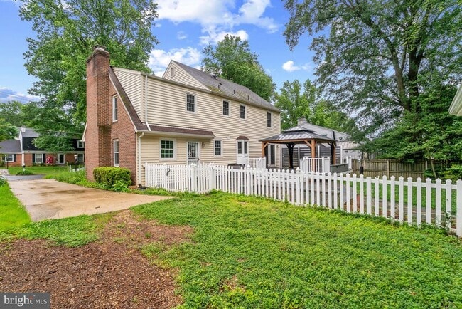 Building Photo - 16632 S Westland Dr