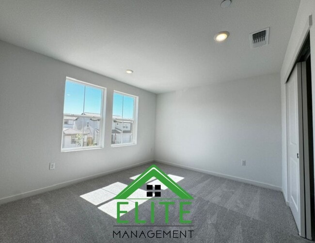 Building Photo - You wont believe that this home is located...