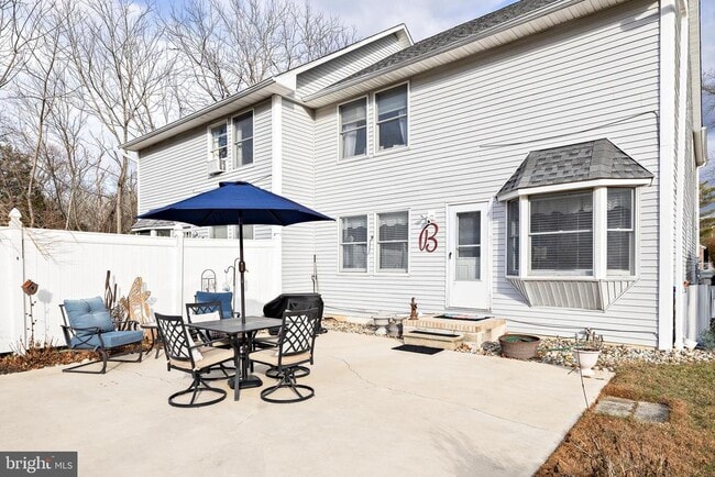 Building Photo - 937 Magnolia Rd