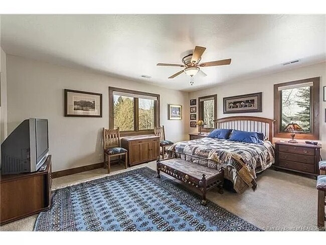 Building Photo - 2881 Hackney Ct