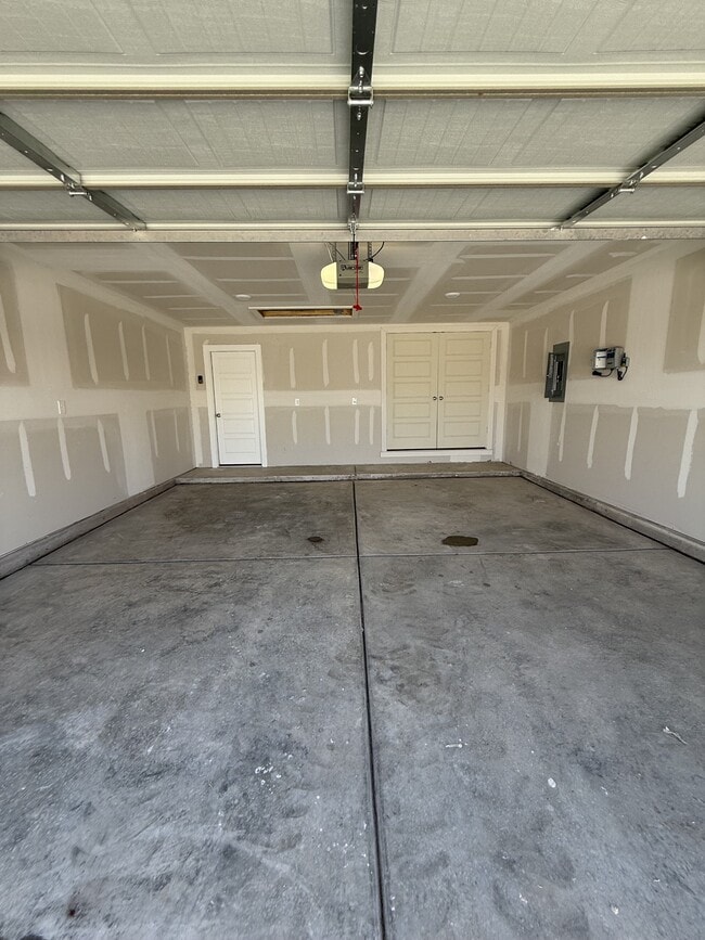 Building Photo - 7205 8th St