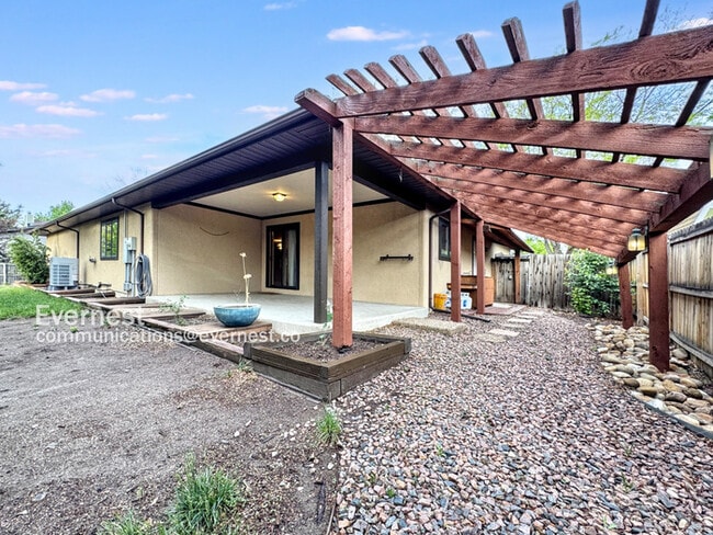 Building Photo - 6376 Lamar Pl
