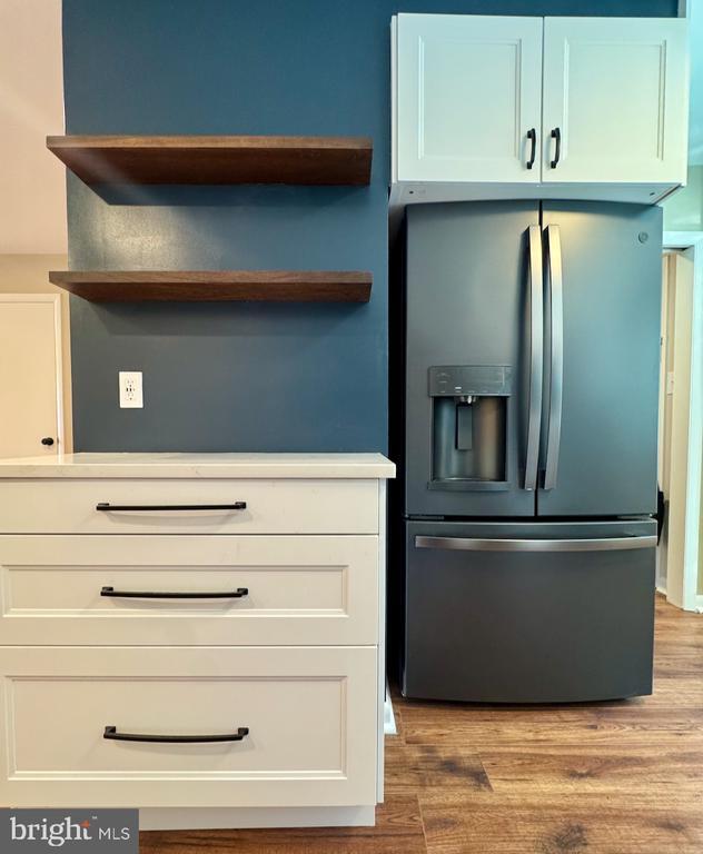 Building Photo - 3885 Steppes Ct