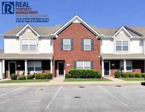 Building Photo - Beautiful Smyrna townhome less than 1 mile...