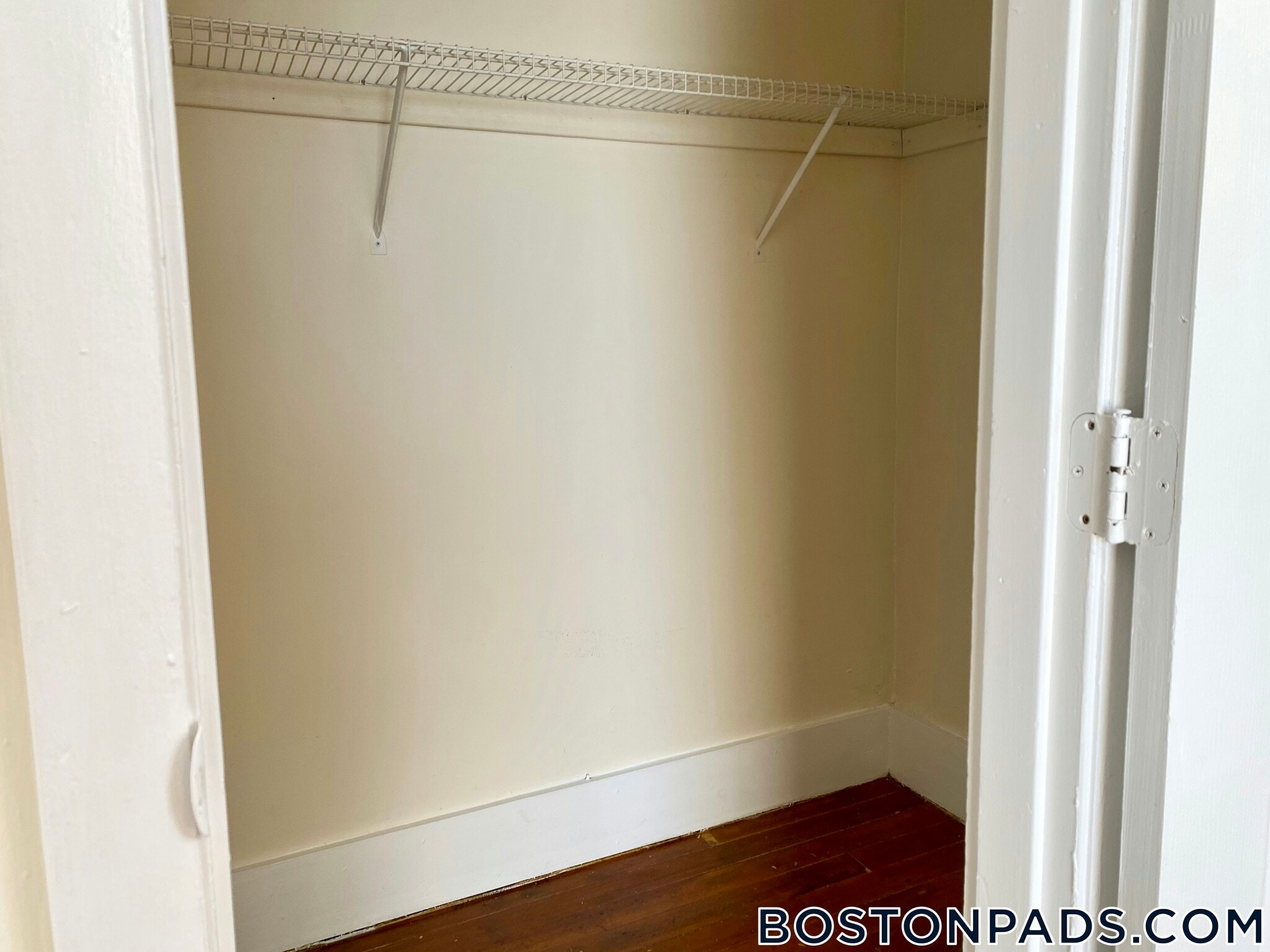 Building Photo - 437 Cambridge St