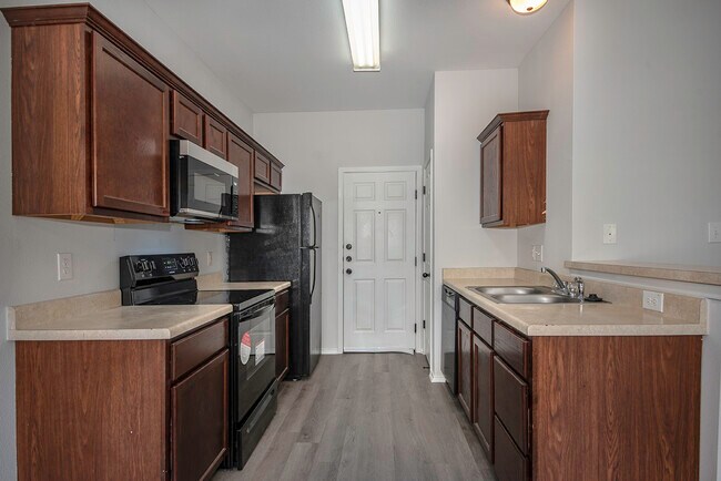 Building Photo - 7202 Colina Way