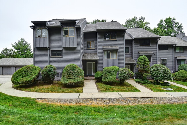 Building Photo - 298 Conestoga Way