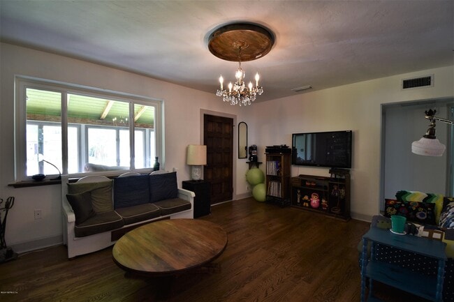 Building Photo - 4641 Blount Ave