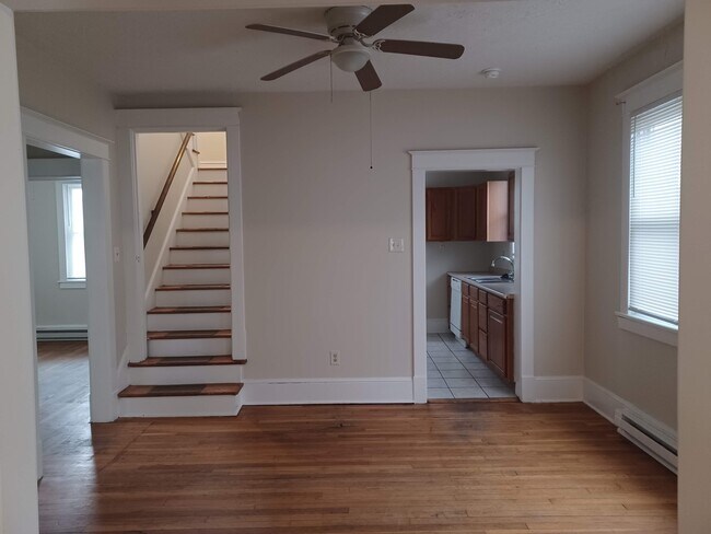 Building Photo - 101 W Whitlock Ave