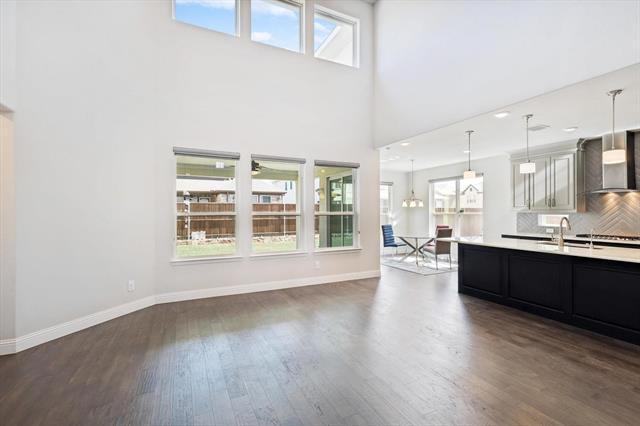 Building Photo - 9562 Halma Trail