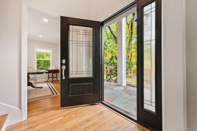 Building Photo - 790 Hardscrabble Rd