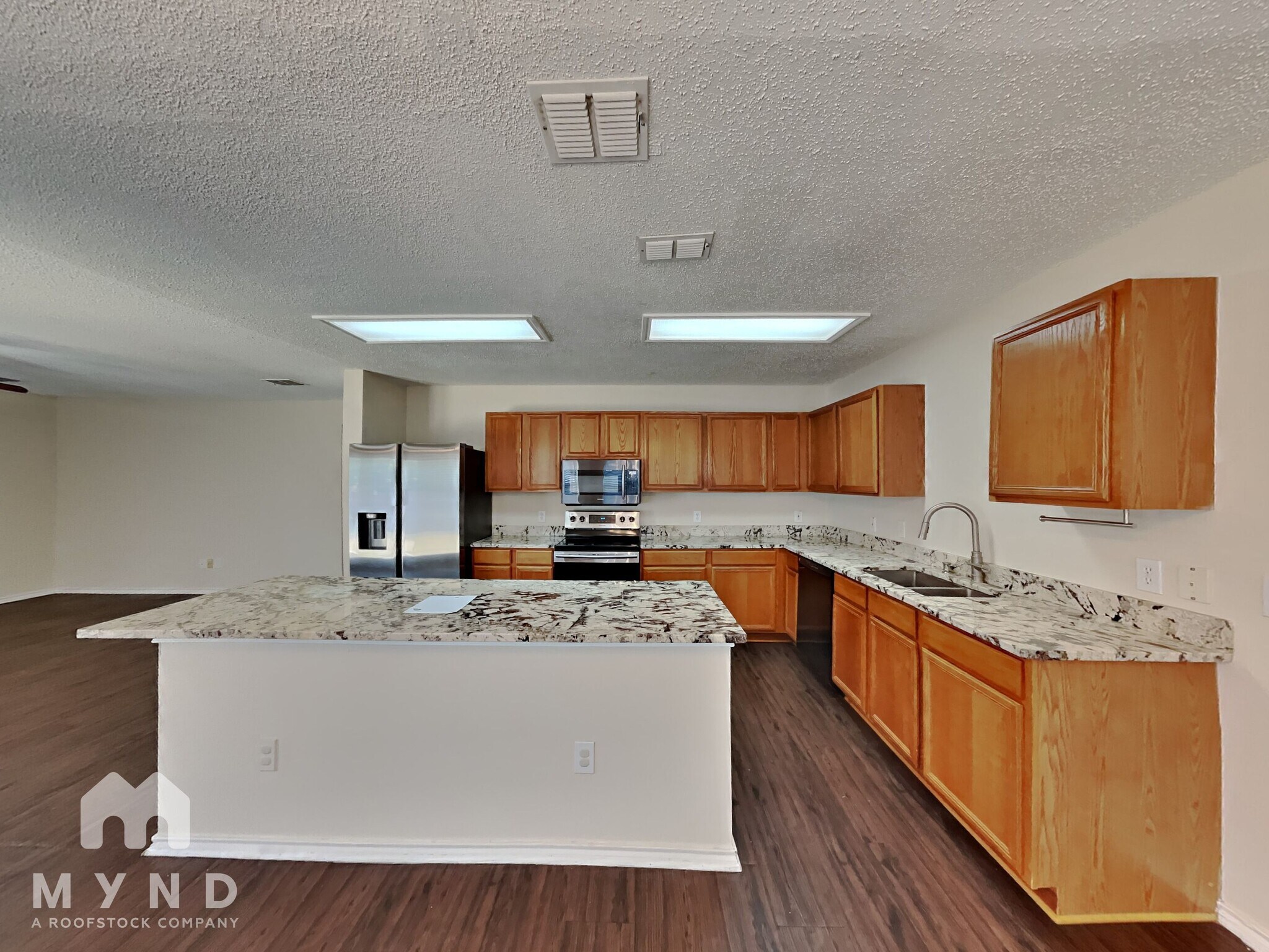 Building Photo - 316 Willow Oak Dr