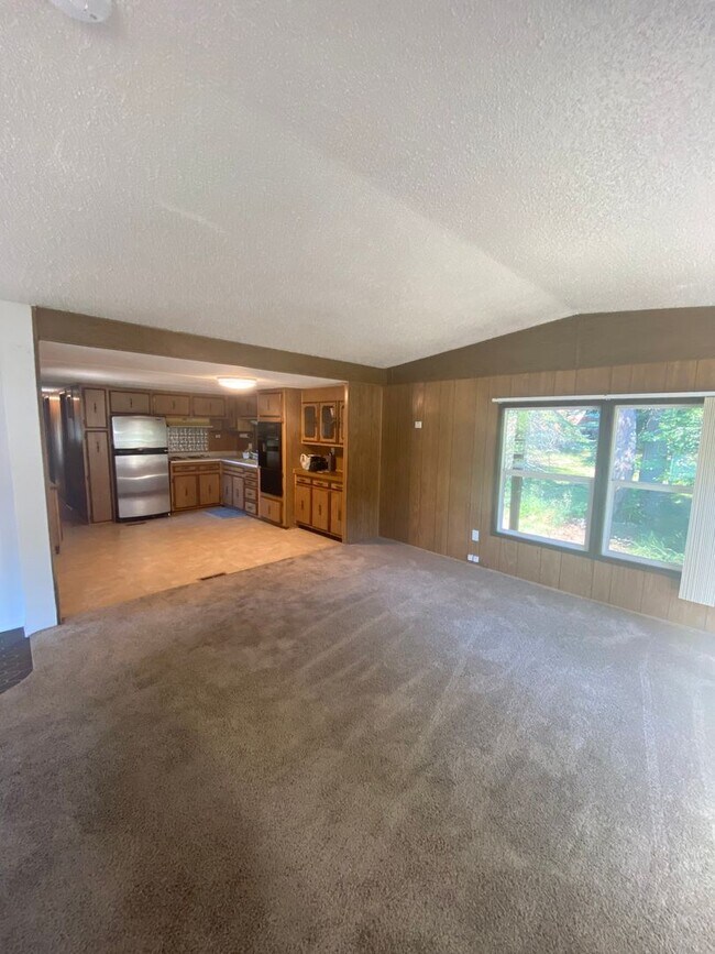 Building Photo - Manufactured Home In Bayview (APP#171)