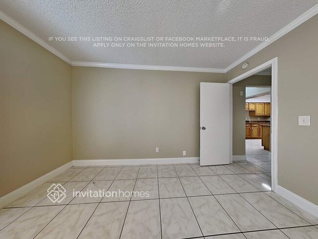 Building Photo - 4037 Eastridge Dr