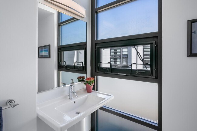 Building Photo - 2125 14th St NW