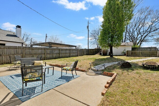 Building Photo - Charming Home For Rent - Less than $2000 p...
