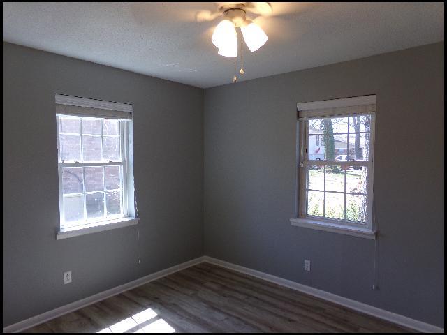 Building Photo - 905 Norma Ct