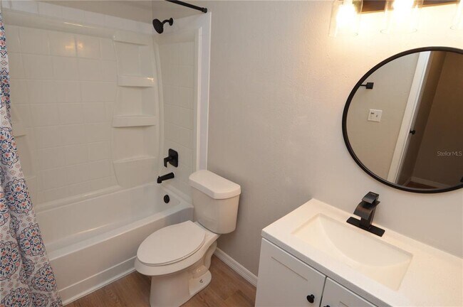 Building Photo - 1400 Gandy Blvd N