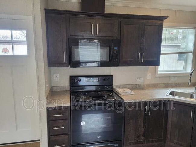 Building Photo - 3416 Kramers Ln