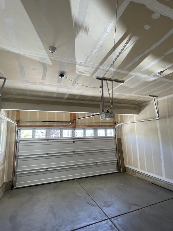 Building Photo - 1166 S 200 E