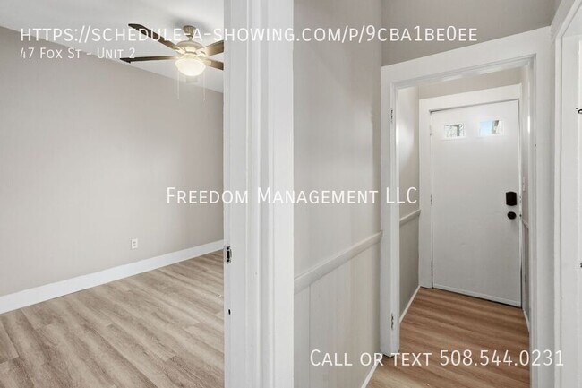 Building Photo - 47 Fox St