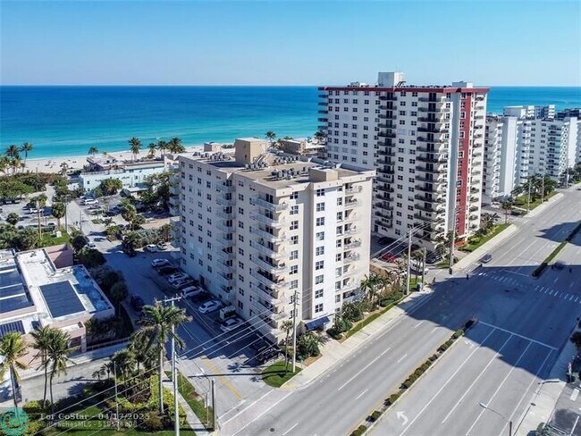 Building Photo - 1401 S Ocean Dr