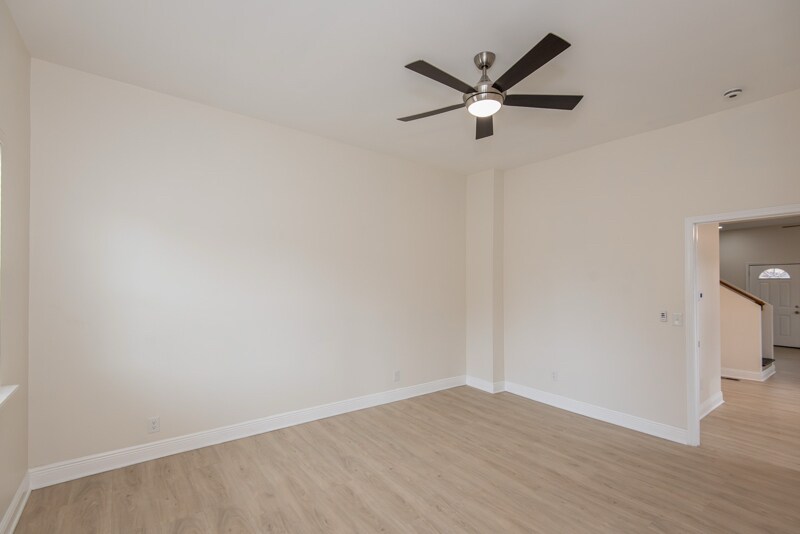 Building Photo - 3414 Michigan Ave