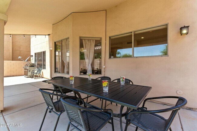Building Photo - 8083 E Michelle Dr