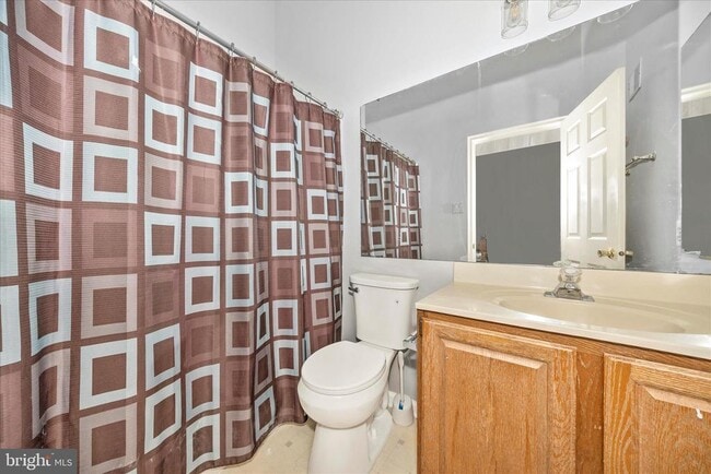 Building Photo - 6237 N Steamboat Way