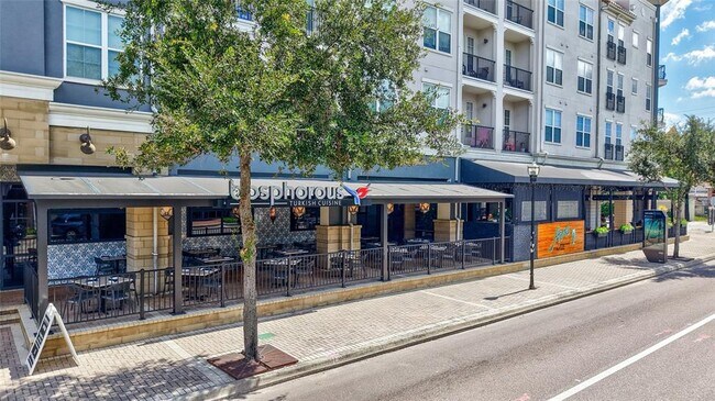 Building Photo - 410 S Armenia Ave