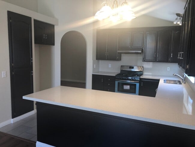 Building Photo - 1032 Wood Hollow Cir