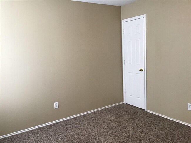 Building Photo - 11723 Coconino Ln