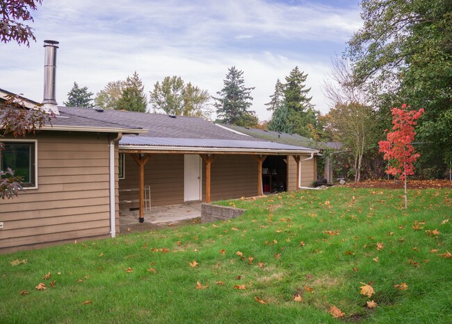 Building Photo - A Charming 3-Bedroom Rambler!