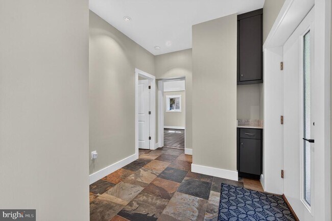 Building Photo - 4039 8th St S