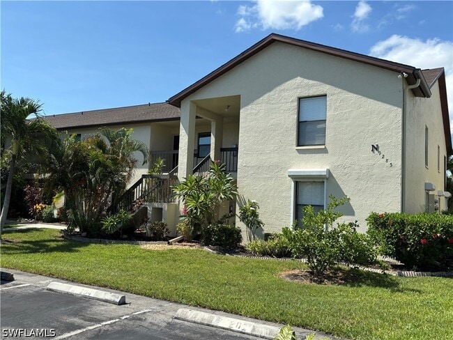 Building Photo - 9285 Lake Park Dr