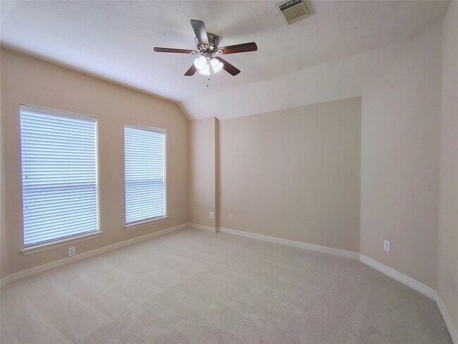 Building Photo - 5606 Grandwood Ln