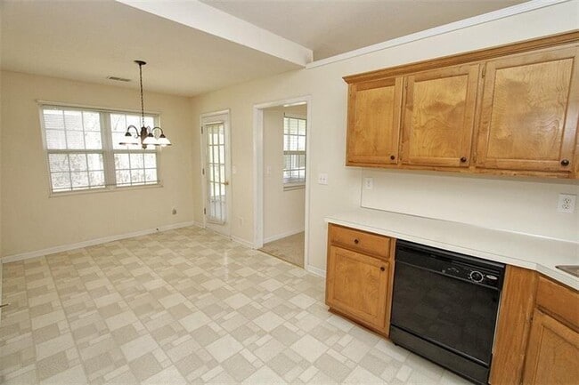 Building Photo - 2510 Fort Daniels Dr NE