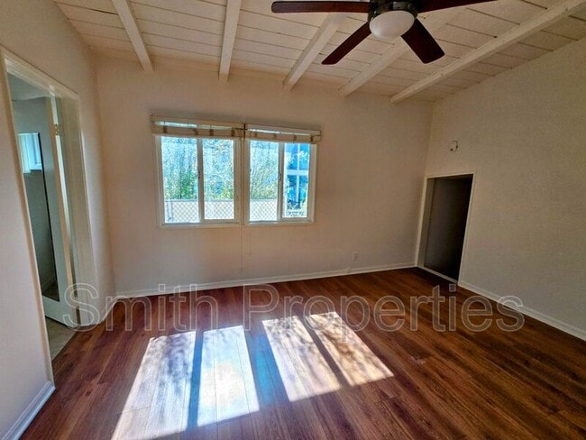 Building Photo - 1414 Manhattan Beach Blvd