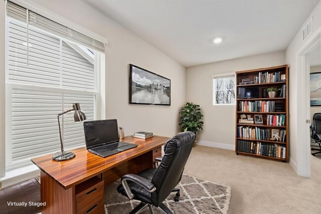 Building Photo - 226 Munsee Cir