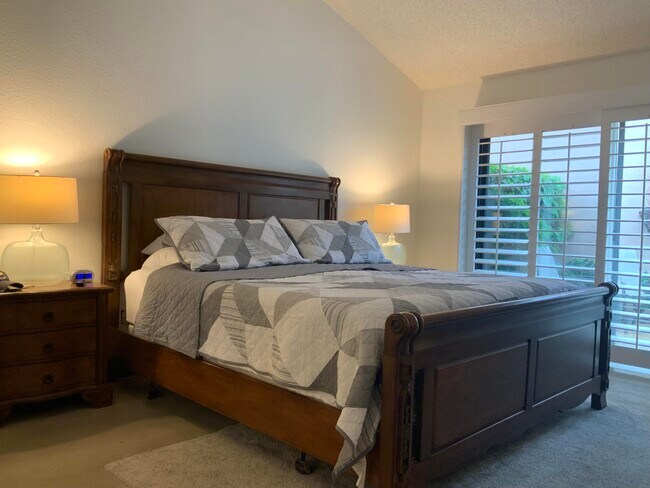 Building Photo - 38540 Lobelia Cir