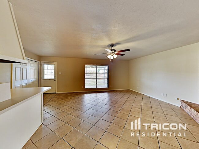 Building Photo - 3833 O'Hare Dr
