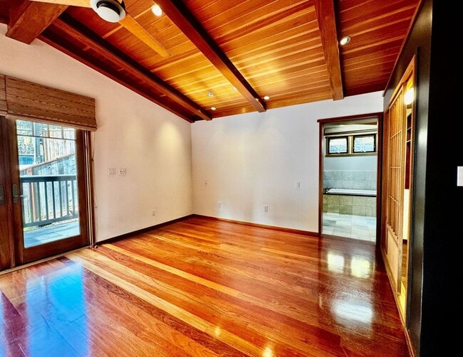 Building Photo - Private. Polished. Perfectly Larkspur.