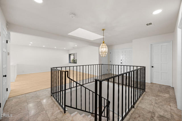 Building Photo - 534 Alta Vista Ave