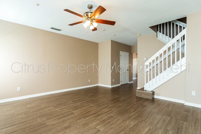 Building Photo - Daniels Landing 2/2.5 Townhome available now!