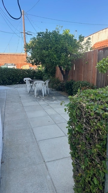 Building Photo - 116 S Chevy Chase Dr