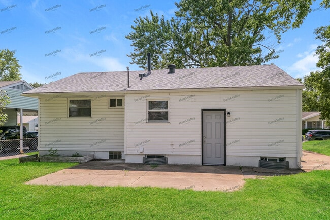 Building Photo - 795 Mullanphy Ln
