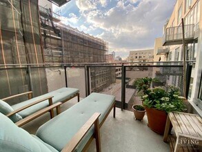 Building Photo - 2 bedroom in Brooklyn NY 11211